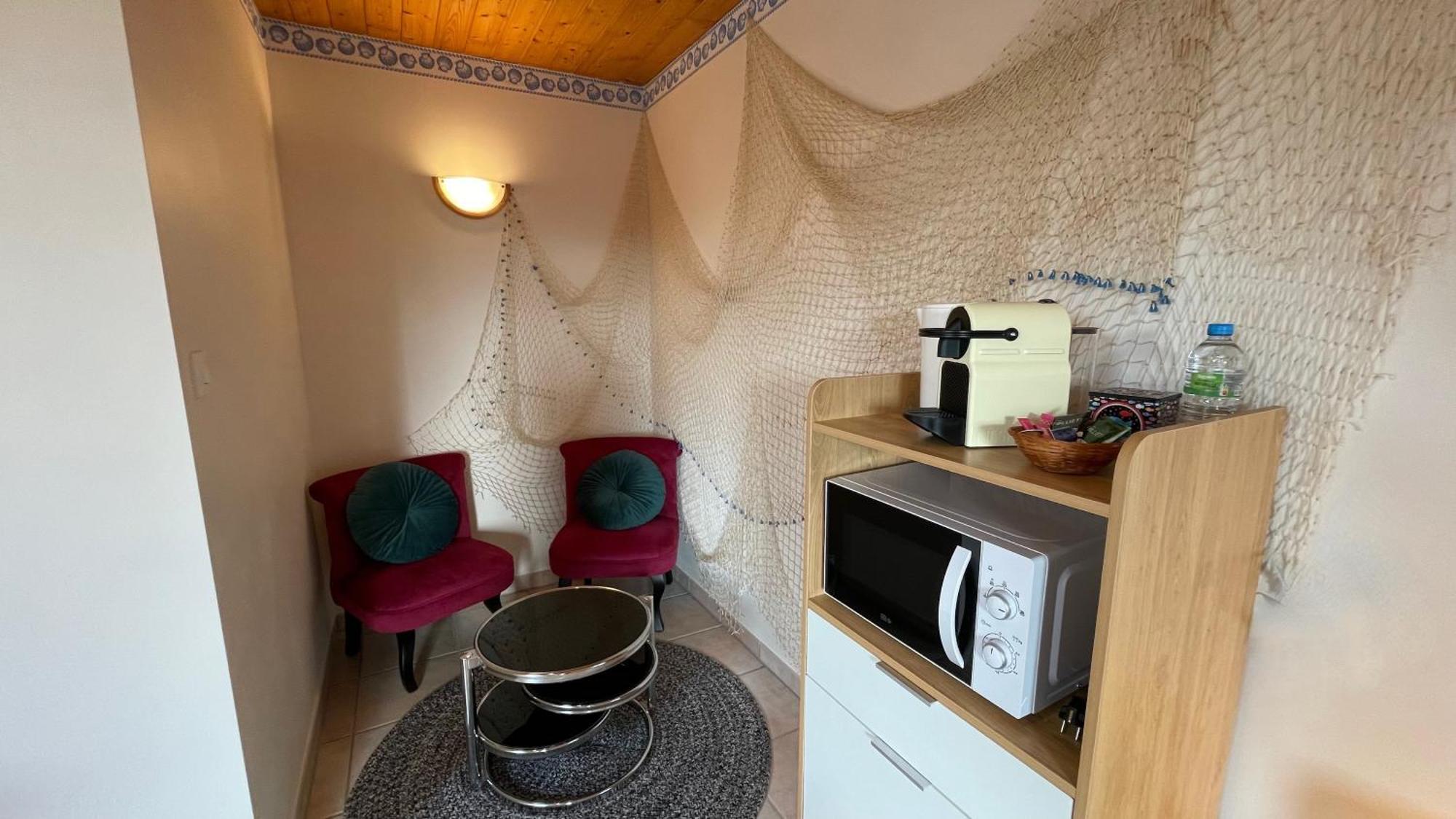 Chambres D'Hotes Les Tilleuls Poullaouen Экстерьер фото